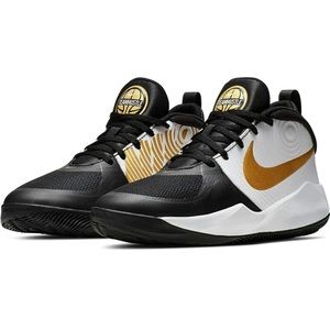 Nike Unisex-Child Team Hustle D 9 Grade School Basketball Sneaker